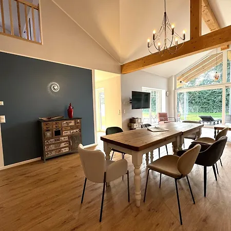 Wellnesshaus Pusteblume Auf Dem Ostsee-reiterhof Mit Art-sauna & Whirlwanne Holiday home
